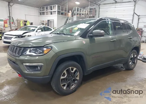 2018 Jeep Compass Trailhawk 4X4 from USA, damaged, VIN 3C4NJDDB7JT264276
